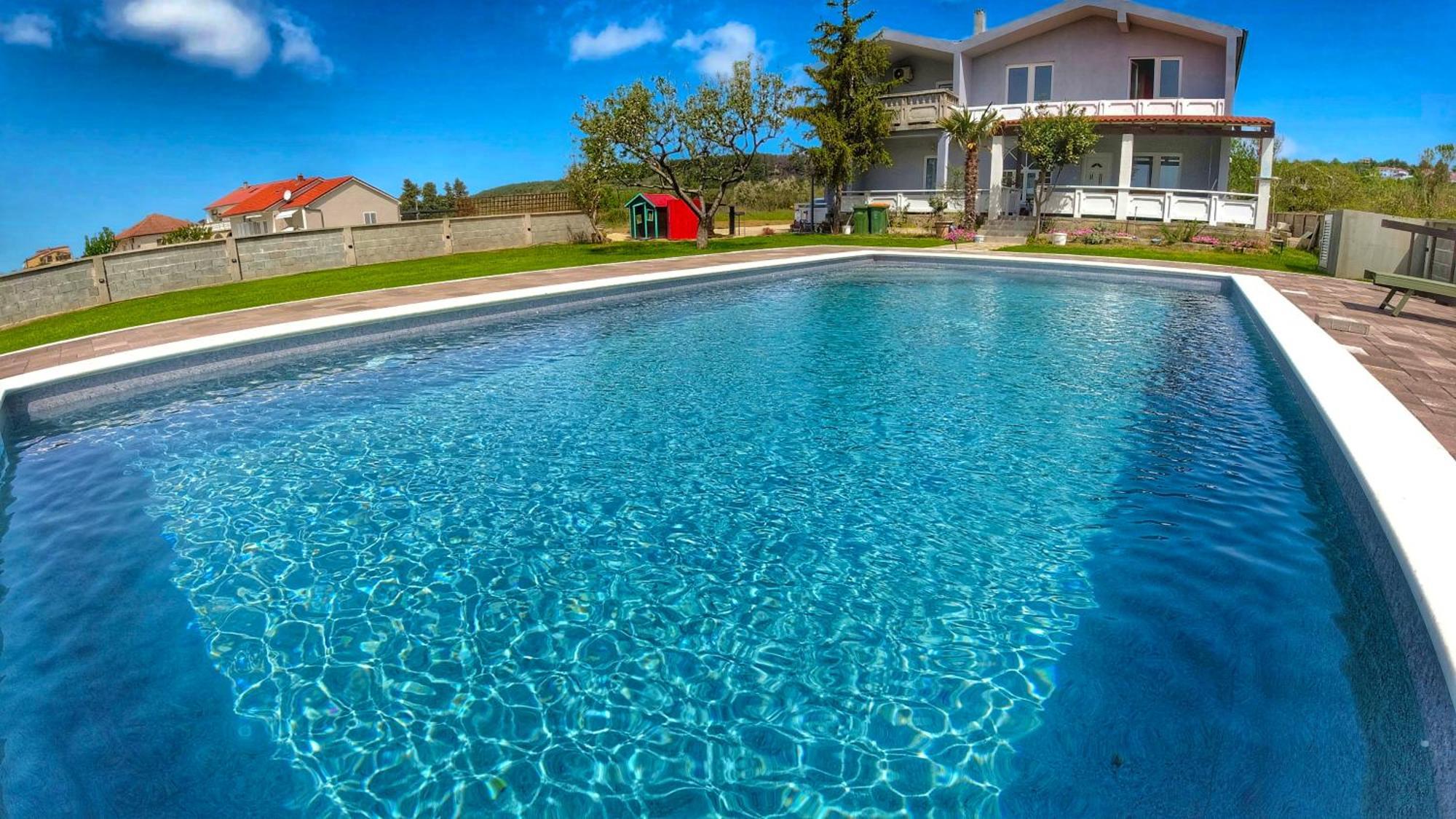 House Rose With Garden And Pool Villa Ljubac  Bagian luar foto